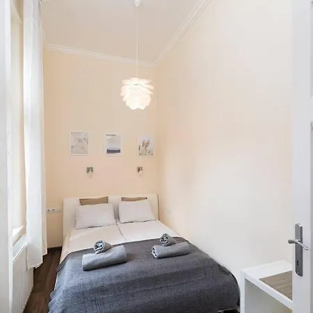 Apartment Vaci Street Premier *